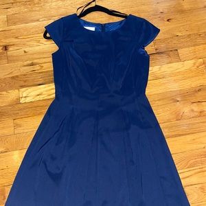 Dress Barn Size 4P - Navy blue color